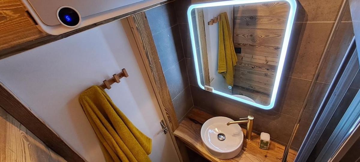 Maison A Moutiers 3 Vallees 4 Chambres 10 Pers Eksteriør billede