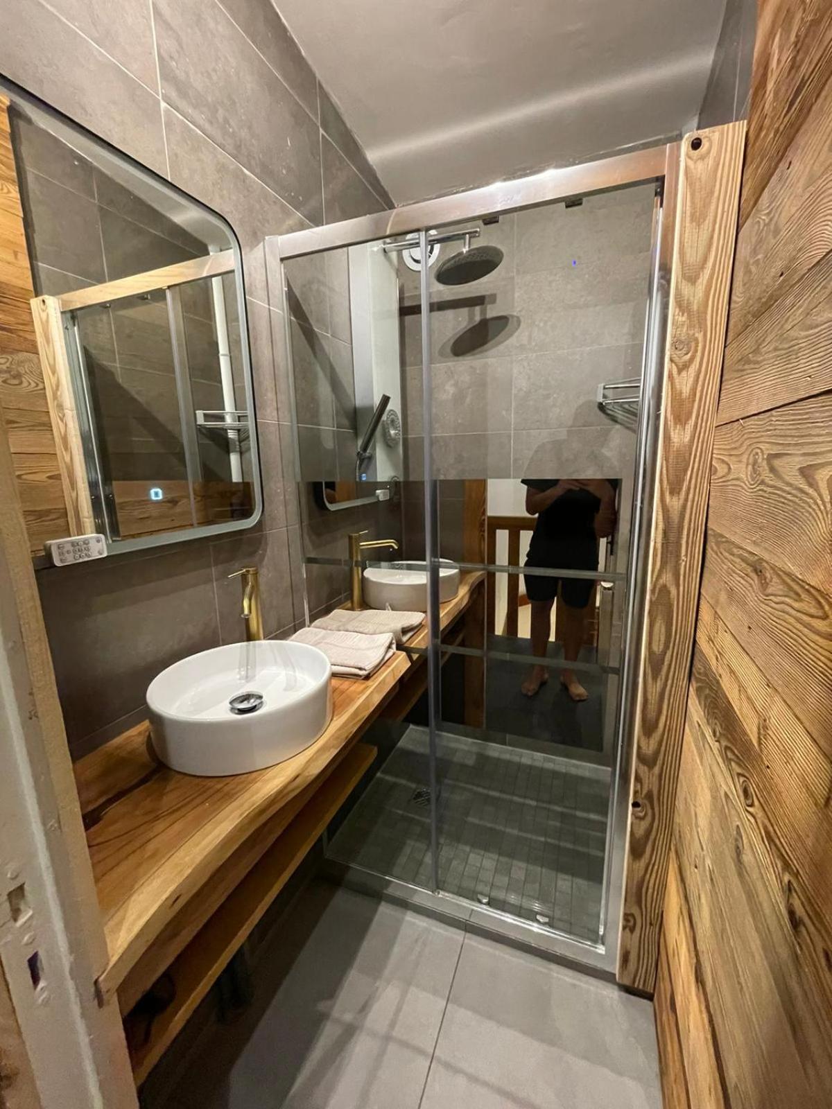 Maison A Moutiers 3 Vallees 4 Chambres 10 Pers Eksteriør billede