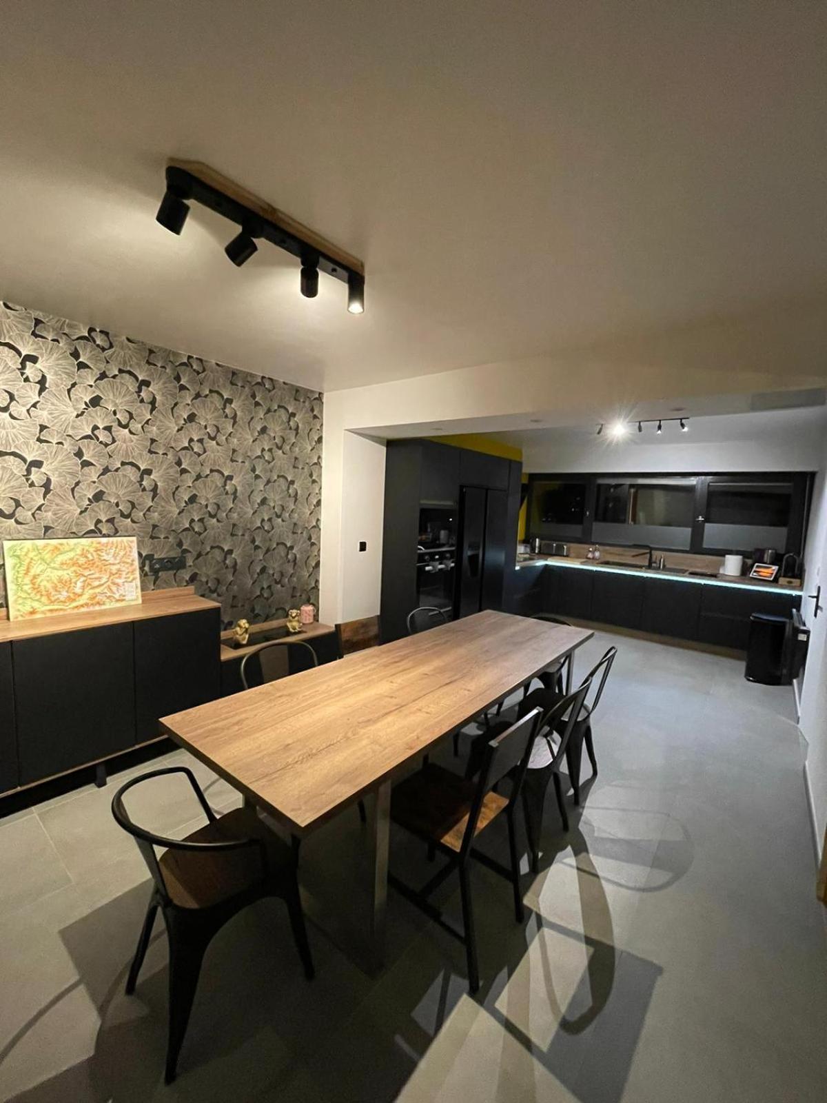 Maison A Moutiers 3 Vallees 4 Chambres 10 Pers Eksteriør billede